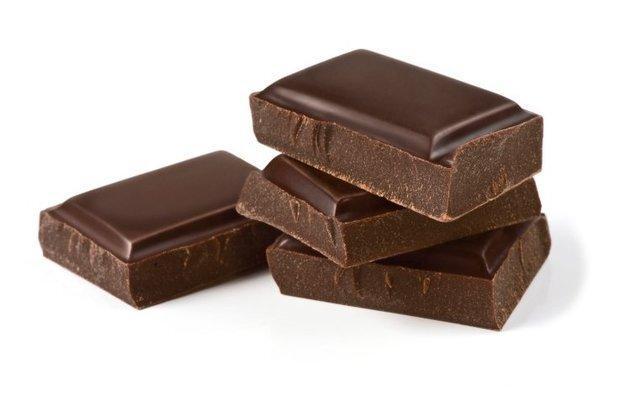 شکلات تلخ علائم افسردگی را کاهش می دهد