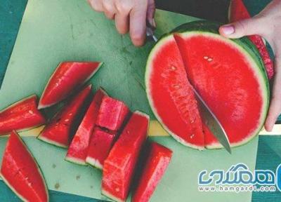 8 ماده غذایی که به درمان میگرن یاری می نمایند