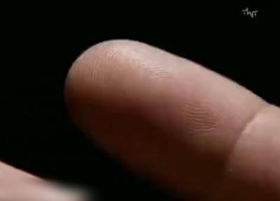 فیلمی جالب از لحظه عرق کردن انگشت دست