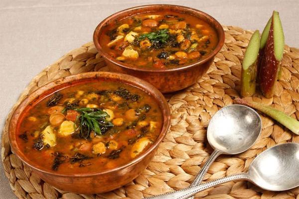 طرز تهیه غذاهای محلی زنجان؛ از جغور بغور تا پیازو