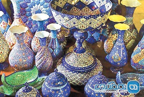تعدادی از آثار صنایع دستی برای دریافت نشان بین المللی به ازبکستان ارسال می شوند