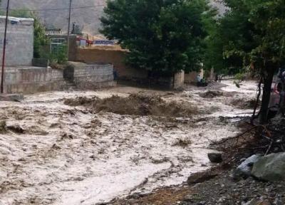 سیل راه ارتباطی 15 روستای مارگون در یاسوج را مسدود کرد