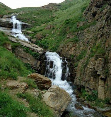 آبشار کوهره یکی از جاذبه های طبیعی استان مازندران است