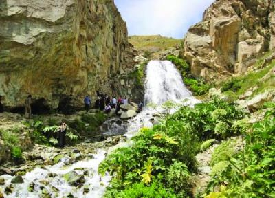 رفتن به این آبشارها با کوهنوردی همراه است، تجربه گردش همراه کوهنوردی
